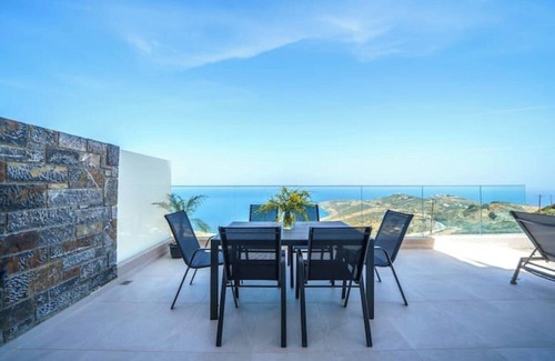 Achlada Villa | Luxury Villa with Sea View and Private Pool 1