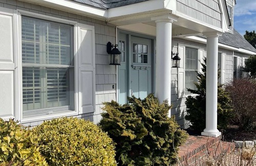 Mantoloking House | Luxury Waterfront 6 Bed 4 bath w Heated Pool, SUMMER SALE! BOOK SUMMER 2025 NOW!