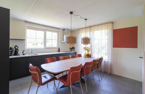 Makkum Cabin | Luxury wellness villa with Wellness Hot Tub, sauna, and whirlpool for 10 persons at Beach Resort Makkum on the IJsselmeer.