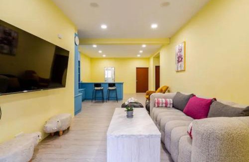 Xinyi Apartment | Luxury Xinyi District/City Hall MRT/Taipei 101