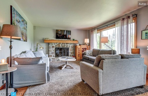 Val David Ski Chalet | Luzern - #10 in Village Suisse resort, in the heart of Val-David