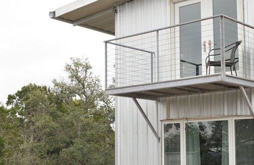 Burnet House | Lyon Ridge Retreat