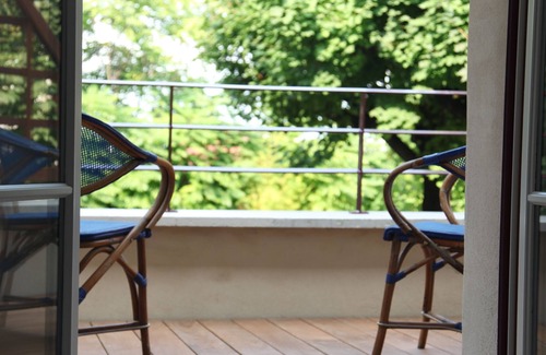 Feuillat Desgenettes Apartment | LYONCOTECOUR-Apartment 'cottage' hospitals Montchat - Lyon 3rd