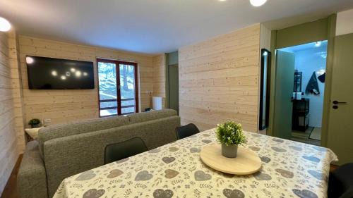 Staffal Apartment | Lys Apartment
