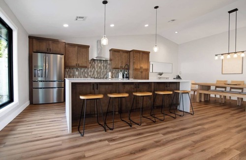 Greenbriar East House | Lyx Desert Villa - Private Pool