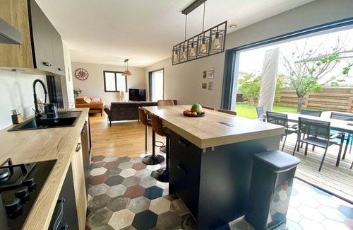 Merignac House | Mérignac Centre, Maison de 150m², 5 Chambres, Piscine