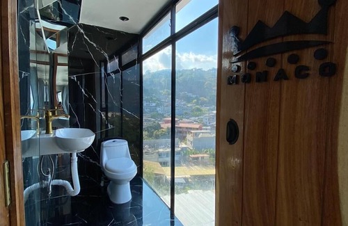San Pedro La Laguna Hotel | Mónaco