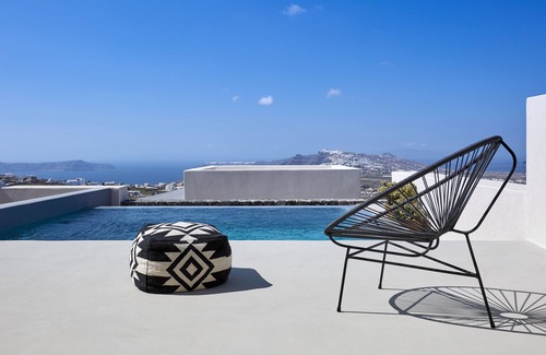 Pyrgos Villa | M&D Stories Santorini