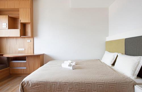 Ratchaprasong Apartment | M Estate Private Residence 3BR, Heart of Bangkok