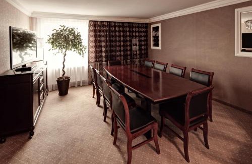 Sosnowiec Hotel | M Hotel Sosnowiec