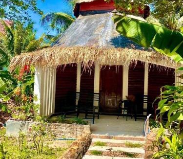 Koh Rong Sanloem Resort | M'pay Bay Guesthouse