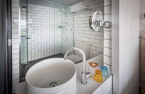 Auckland Central Business District Hotel | M Social Auckland