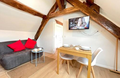 Quartier Centre Ville Apartment | M12 - Le vieux MassyRER600mOrly20 minNetflixNeuf