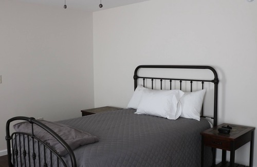 Camptown House | Mabel's River View on the Susquehanna with private river access - EV Friendly