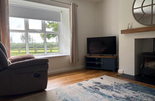 Macosquin House | Macleary Farm Cottage