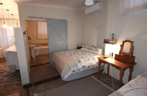 Nelspruit House | MacNut Bed and Breakfast
