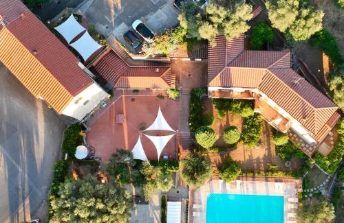 Scarlino Apartment | Madonna Del Poggio CAV