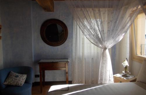 Paullo House | Madonna della Corte