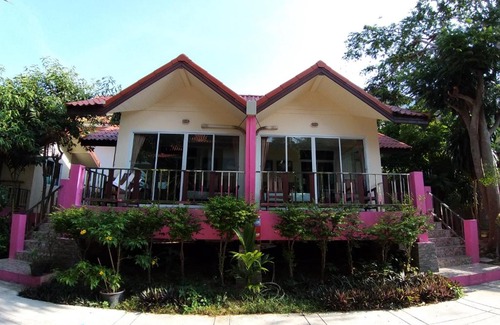 Lamai City Center House | Mae Somboon House