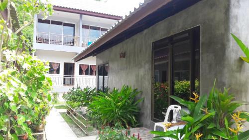 Ko Pha-ngan Hotel | Maehaad Garden Inn