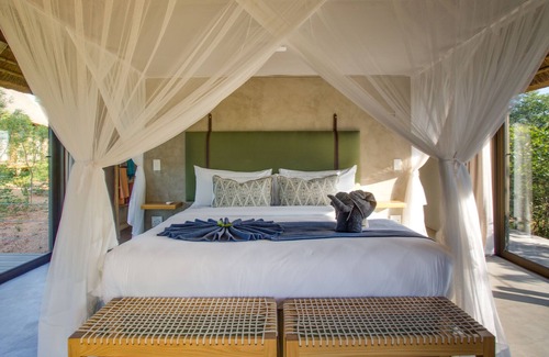 Kruger National Park Cabin | Mafunyane Lodge