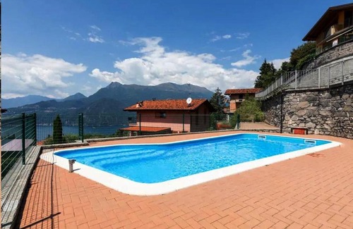 Regoledo Villa | Magic moment in Lake Como