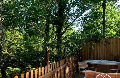 Mimizan Other | Magic Roof Top Bus with big bath in the tree forest!