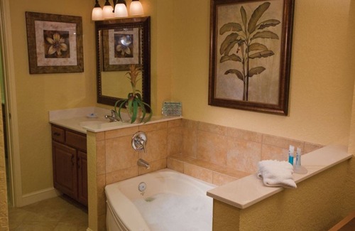 Lake Buena Vista Resort | Magical Vacation at Whydham Bonnet Creek Resort in a 1 Bedroom