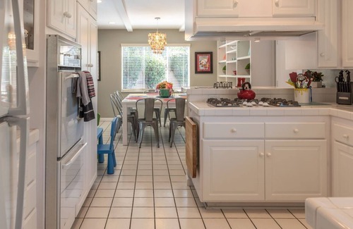 Hermosa Village House | Magicway Villas +Tea Cup Pool House + Large Backyard