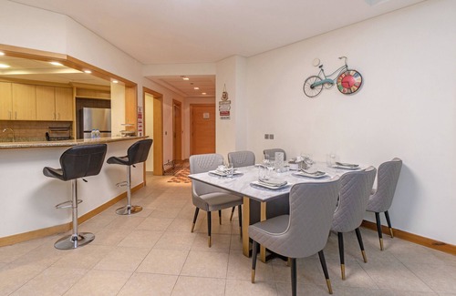 Mirdif Apartment | Magnificent 3 Bedroom Apartment in the Palm Jumeirah