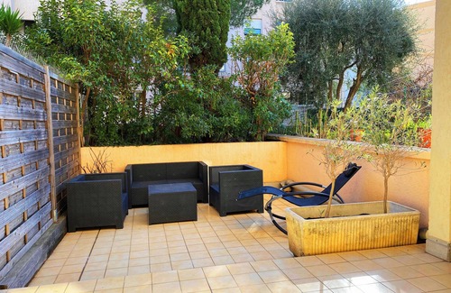 Saint Maurice Apartment | Magnificent 60m² with Terraces, Air Conditioning & Private Parking