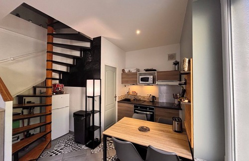 Bagneres-de-Luchon Apartment | Magnificent air-conditioned T3 with garden 5 minutes' walk from town center and cable car