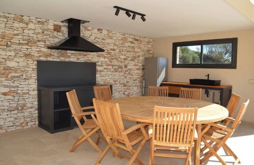 Bonifacio Villa | Magnificent new 4bed villa with heated pool