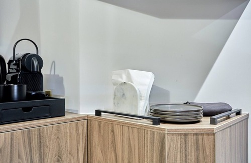 Palais-Royal Apartment | Magnificent New Studio Louvre Palais Royal