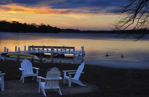 Oconomowoc Lake House | MAGNIFICENT OCONOMOWOC LAKE HOME AWAITS YOU!