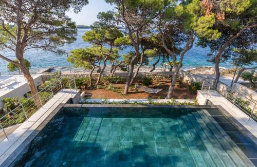 Hvar Villa | Magnificent Seafront Villa 10 Bedrooms Pakleni View Villa Private