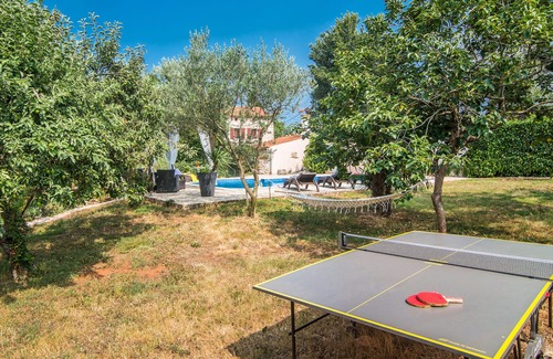 Pinezici House | Magnificent stone house Dina with private pool, situated in a quiet area