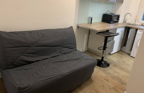 La Plage Apartment | Magnificent studio apartment near the Velodrome stadium and the Prado beaches