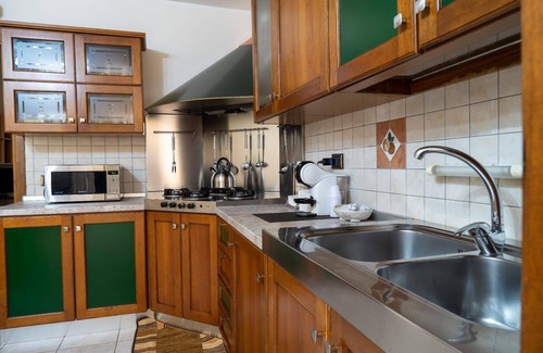 Partinico House | Magnificent Villa Oasi della Pace, with private pool, wifi and barbecue area