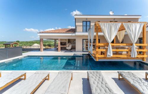 Pakostane Villa | Magnificent Villa Oasis with extra large pool
