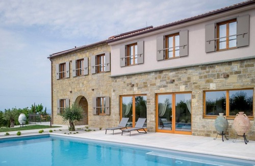 Sveti Bartol Villa | Magnificent Villa Paradiso d’Istria with a swimming pool, jacuzzi and sauna