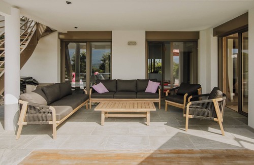 Argonay Villa | Magnificent villa - View & pool 10 min from Annecy