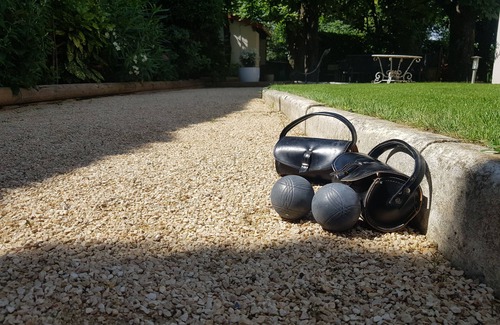 Aubenas Villa | Magnificent villa with swimming pool and gym