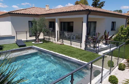 Cers Villa | Magnificent villa with secure swimming pool close to beaches