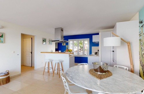 Grand Case Apartment | Magnificent waterfront apartment