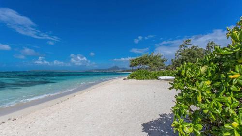 Kareeberg Villa | Magnificent Waterfront Villa