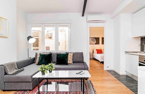 Malasana Apartment | Magnifico Apto en Plaza de España C/San Bernardino