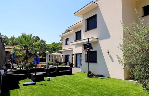Montferrier-sur-Lez House | Magnifique Villa Avec Piscine