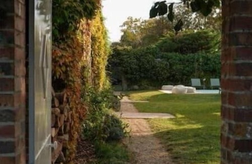 Villebeon House | Magnifique Maison Proche de Paris, La Prairie by Oasis House