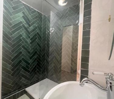 Noailles Apartment | Magnifique Suite - Centre ville